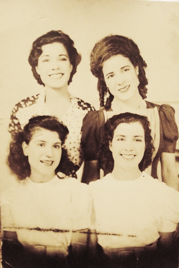 Vargas sisters family photo. (Courtesy Carmen Gullickson)